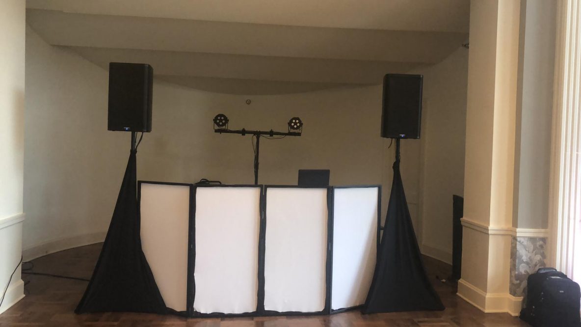 Mike Marina S Wedding Dj Photo Booth At Calhoun Beach